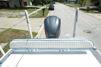 2010 Cape Horn Center Console 23 