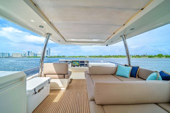 2015 Prestige 750 25 