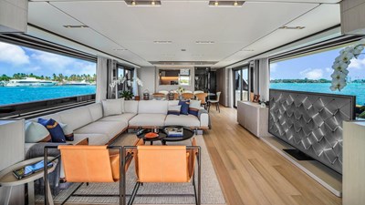 AURORA 16 