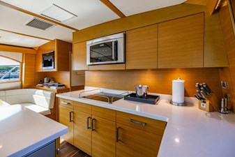 Farther & Sun 29 Galley