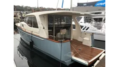 2017 Greenline 33 Hybrid 2 