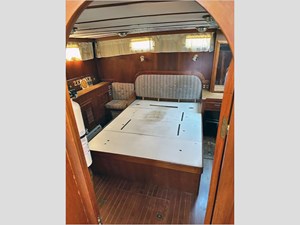 40 MARINE TRADER 1985 32 