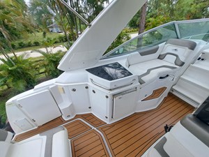 - 7 8_2015 29ft Monterey 295 Sport Yacht