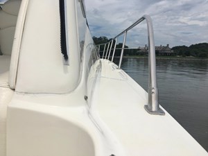 2000 Sea Ray 410 Sundancer 19 