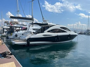GALA 2 STARBOARD - SUNSEEKER 52