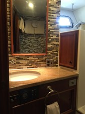 BLACK POWDER 11 MASTER STATEROOM HEAD