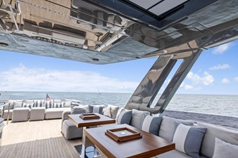 - 21 22_2021 85ft Ferretti Yachts 850