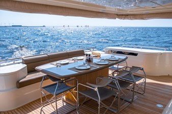 Ferretti 870 4 Ferretti-870-2013 10