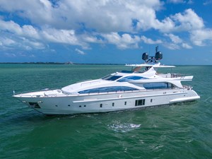 Azimut Grande 105 14 105' Azimut _ Drone-25