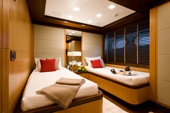 ARMADA 7 Guest Cabin