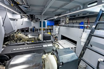 Shaloha 28 Engine Room