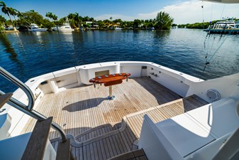 Farther & Sun 9 Cockpit