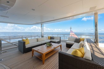 SUPERYACHT W 54 Bridge Deck Seating