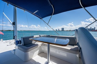 DON'T WAKE ME 19 44_swift_troller_dont_make_me_flybridge_9