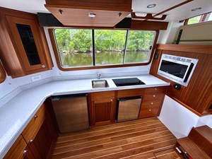 BLUE WANDER  14 Galley