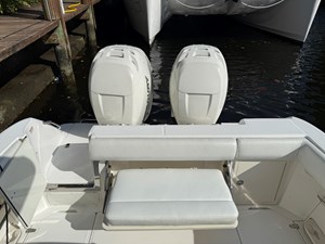 T/T OSSUM DREAM 26 Aft Seat