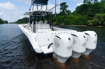 2018 Hydra-Sports 3900 Speciale  11 