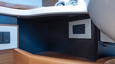 Lorax 68 2024 Tiara Yachts 48 LE