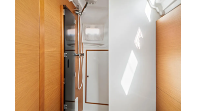 2014 Jeanneau Sun Odyssey 349 20 