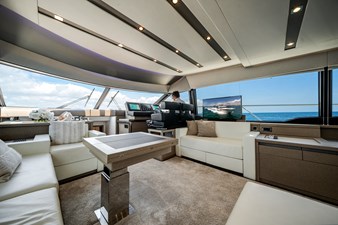 Wholesail II 25 Salon