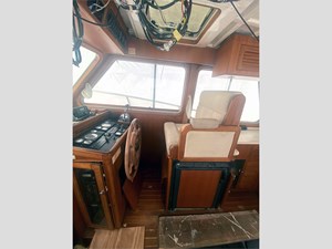 2007 Halvorsen Gourmet Cruiser 32 14 