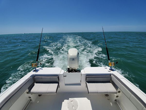 2022 Aquasport 2300 Center Console 5 6