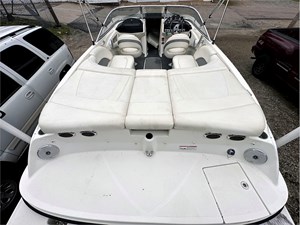 2011 BAYLINER 235BR 9 