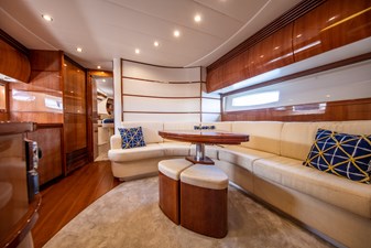 - 25 26_2004 50ft Pershing Express