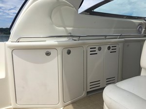 2000 Sea Ray 410 Sundancer 7 