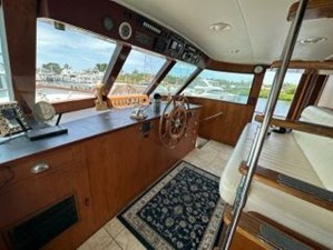 1976 Broward 75 Flybridge MY 1 