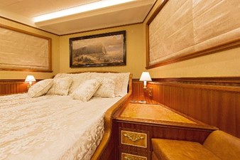 121 ft Explorer 37 13 