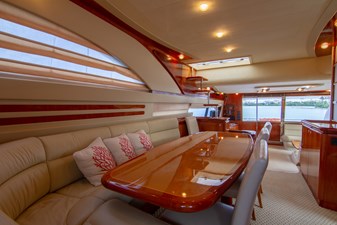 Sea Pal 32 33_Dining2