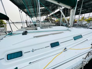 2000 Beneteau 311 31 