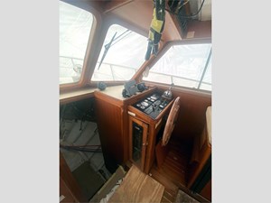 2007 Halvorsen Gourmet Cruiser 32 13 
