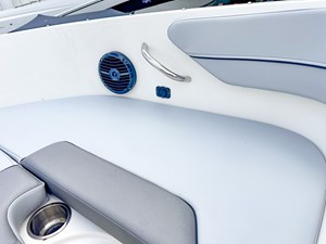 Bayliner VR4  29 
