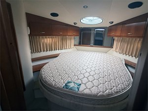 36' Carver 2003 360 Sport Sedan 18 