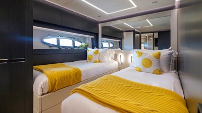 ANDIAMO II 80 YachtsBlue-108-Pershing-2021-For Sale-71