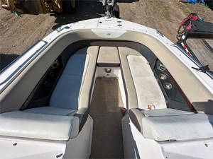 24' Regal 2014 FasDeck 24  17 