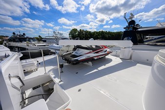 THE BEELIEVER 36 FLYBRIDGE