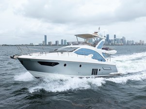 50 Flybridge 2 