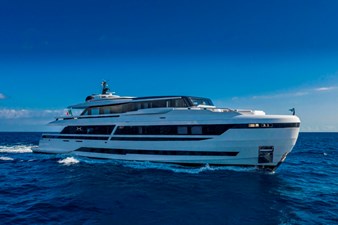 L.A.U.L 2 ISA EXTRA 130 ALLOY SUPERYACHT