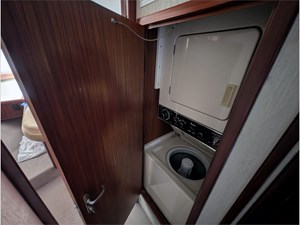 58 HATTERAS 1990 SPORTFISH 62 
