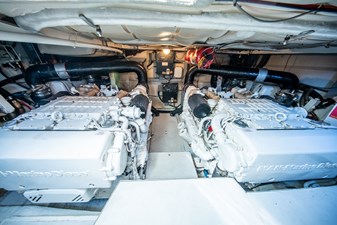 - 36 37_2004 50ft Pershing Express