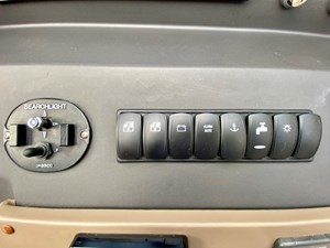 Searenity II 80 81_2018 66ft Azimut Flybridge SEARENITY II