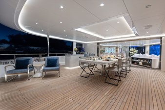 MOONRAKER 39 