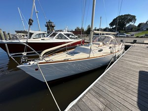 HERON 1 Port Bow and Profile