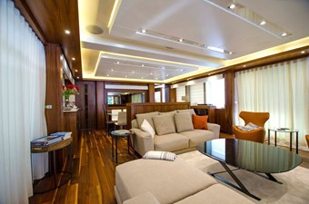 - 13 115-2015-Sunseeker-Sport-Yacht-09