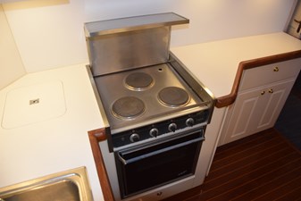 LOW BIDDER X  12 Stove and oven  