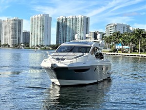 Azimut 40 2 9171385_956299889_0_181220231010_1