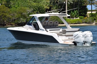 ERIKA RAY 5 Cruising 